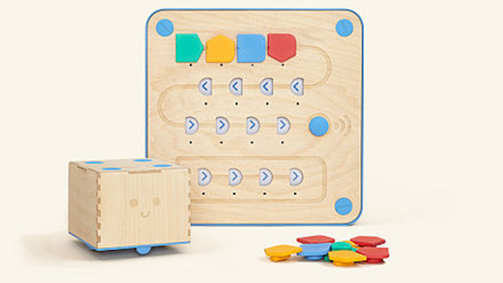 Cubetto (Toy coding robot for kids)
